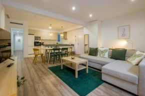 Brand New Stylish Apartment with Fluffy Beds